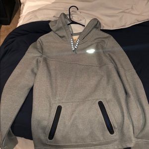 Hollister Pullover Hoodie